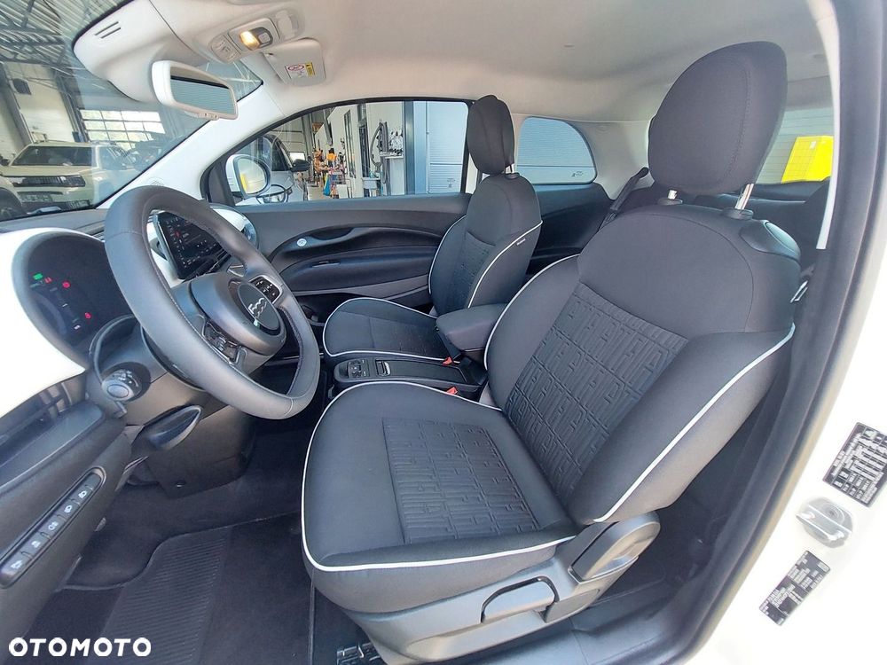 Fiat 500e - 12