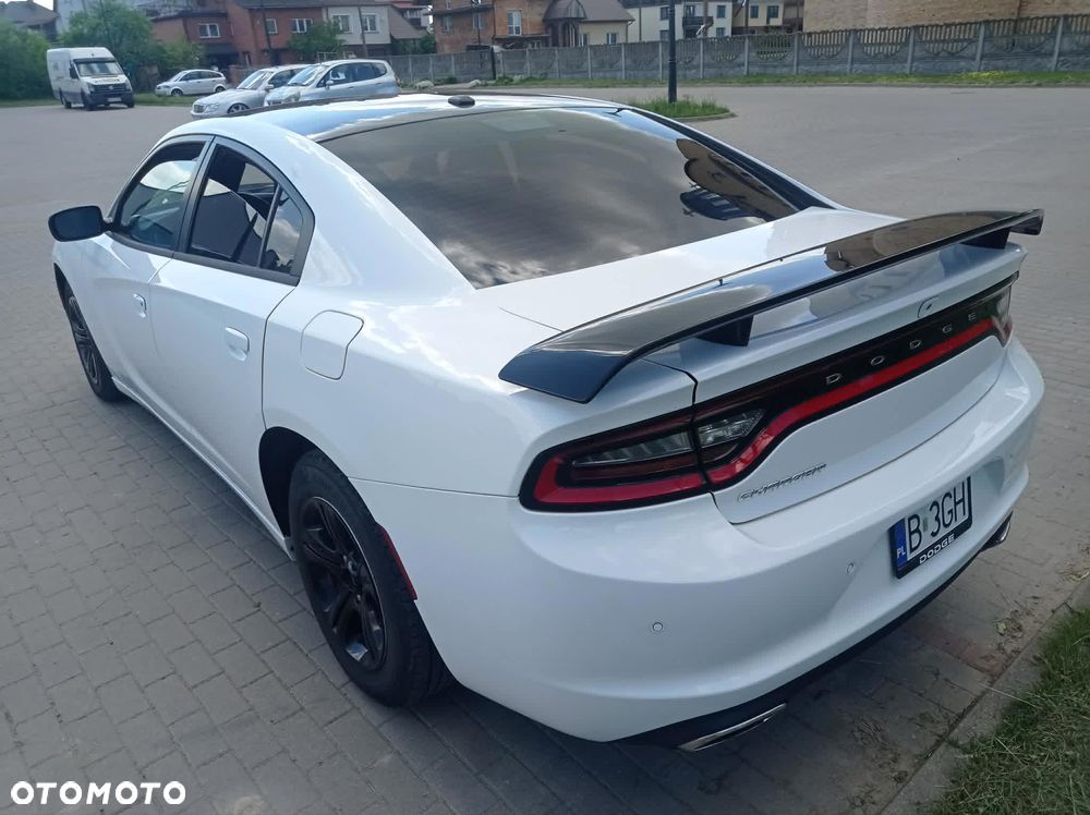 Dodge Charger 3.6 GT - 11
