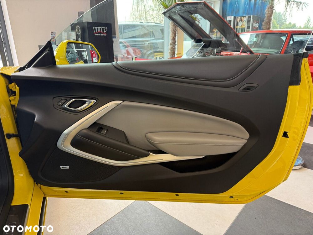 Chevrolet Camaro - 15