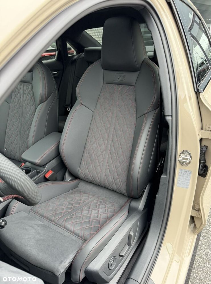 Audi S3 Limousine - 13