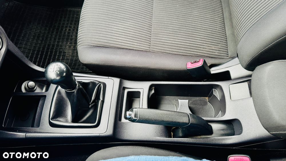 Mitsubishi Lancer - 25