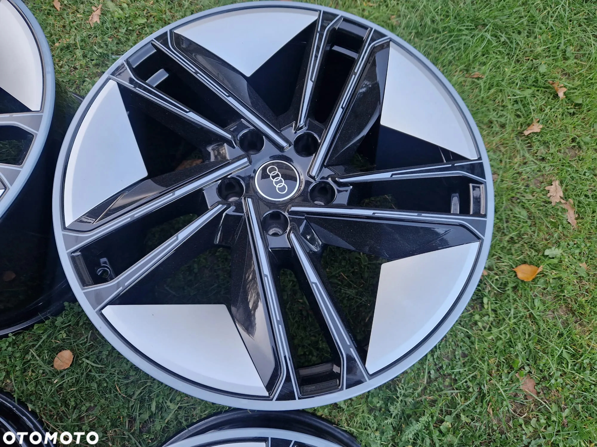 Felgi Audi E-tron GT 21'' OEM NOWE - 4