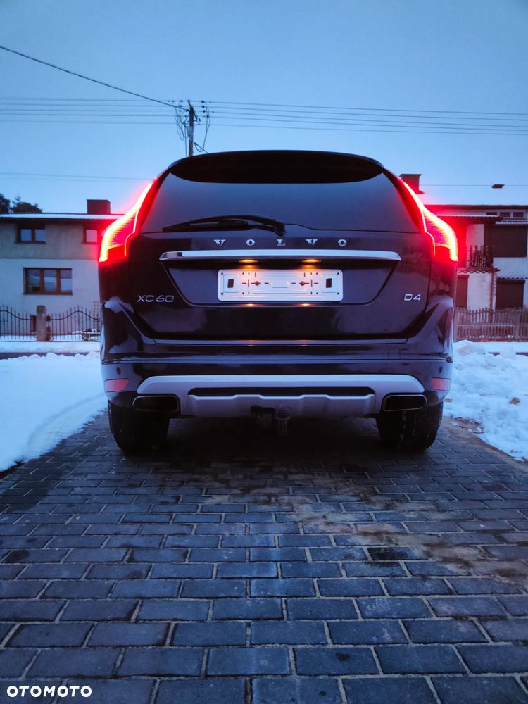 Volvo XC 60 D4 Kinetic - 11