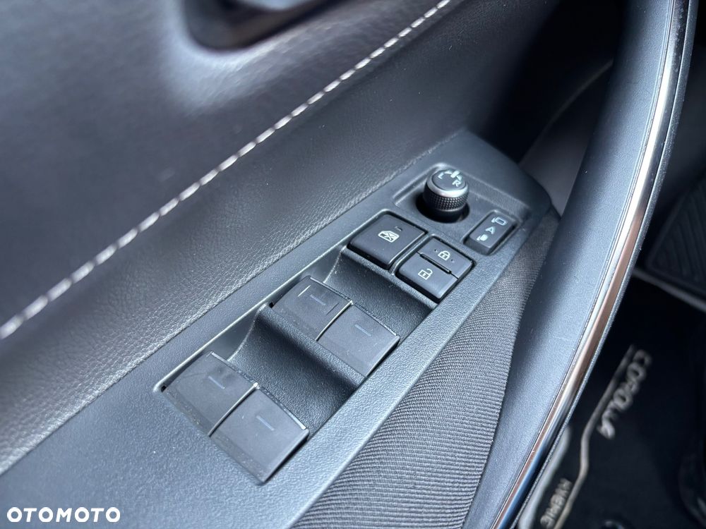 Toyota Corolla 1.8 Hybrid Comfort - 31