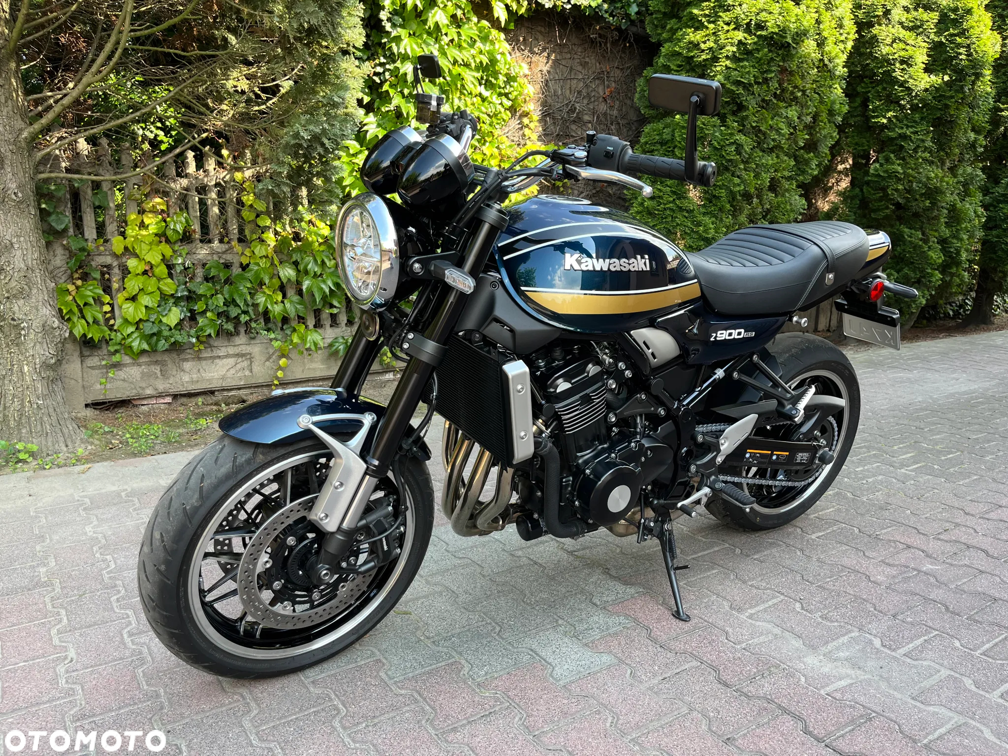 Kawasaki Z 900 RS - 5