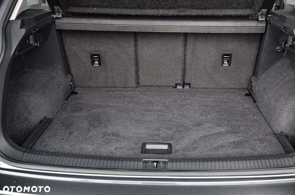 Volkswagen Tiguan - 29