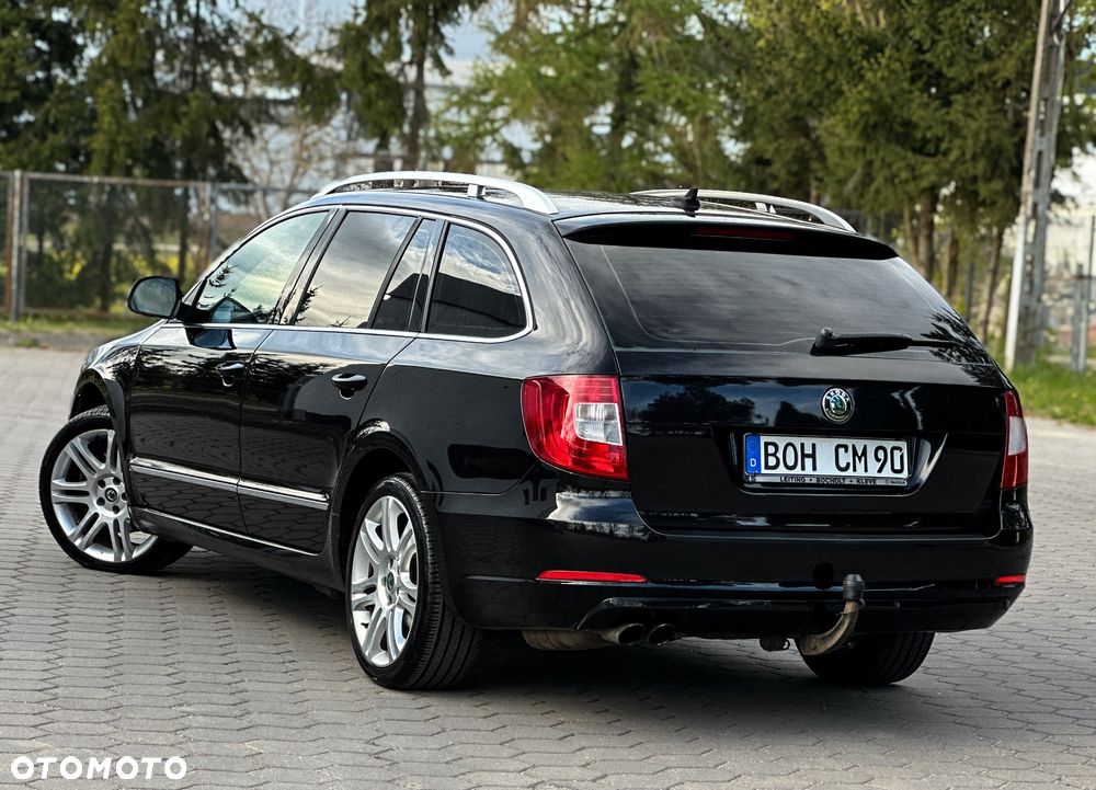 Skoda Superb 2.0 TDI DSG Exclusive - 11