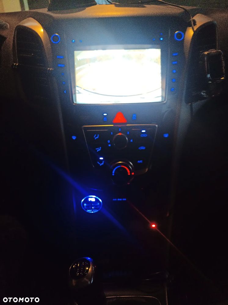 Hyundai i30 1.6 CRDi Classic + - 22