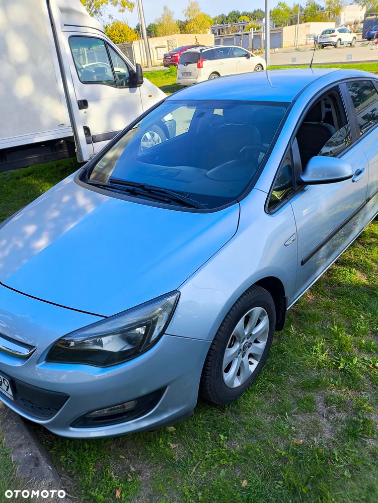 Opel Astra - 2