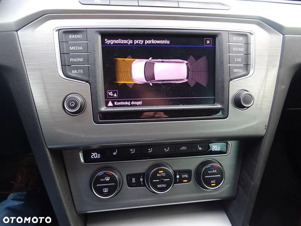 Volkswagen Passat Variant 2.0 TDI BMT Comfortline DSG - 11
