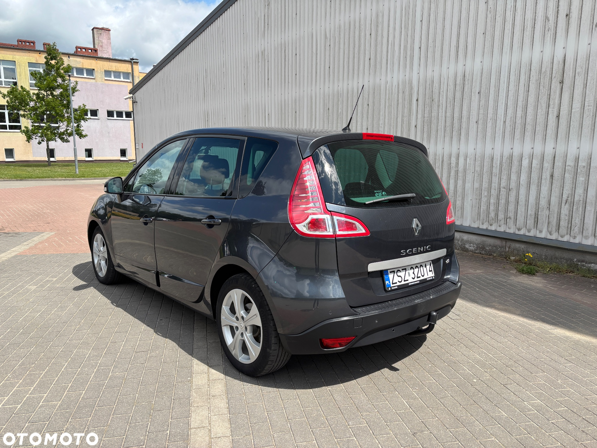 Renault Scenic 1.5 dCi Authentique - 10