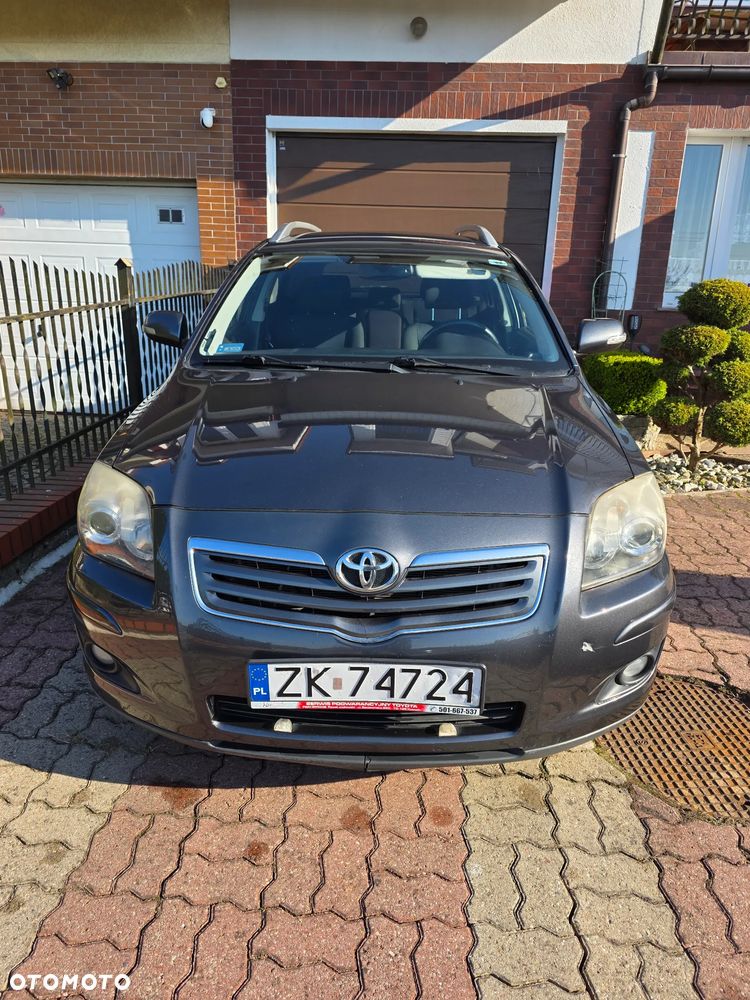 Toyota Avensis 2.0 D-4D Sol plus+NAVI - 6