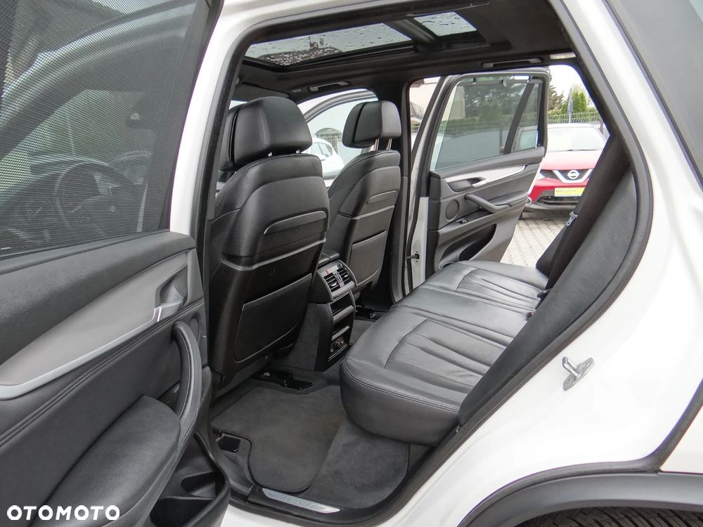 BMW X5 xDrive40d - 38