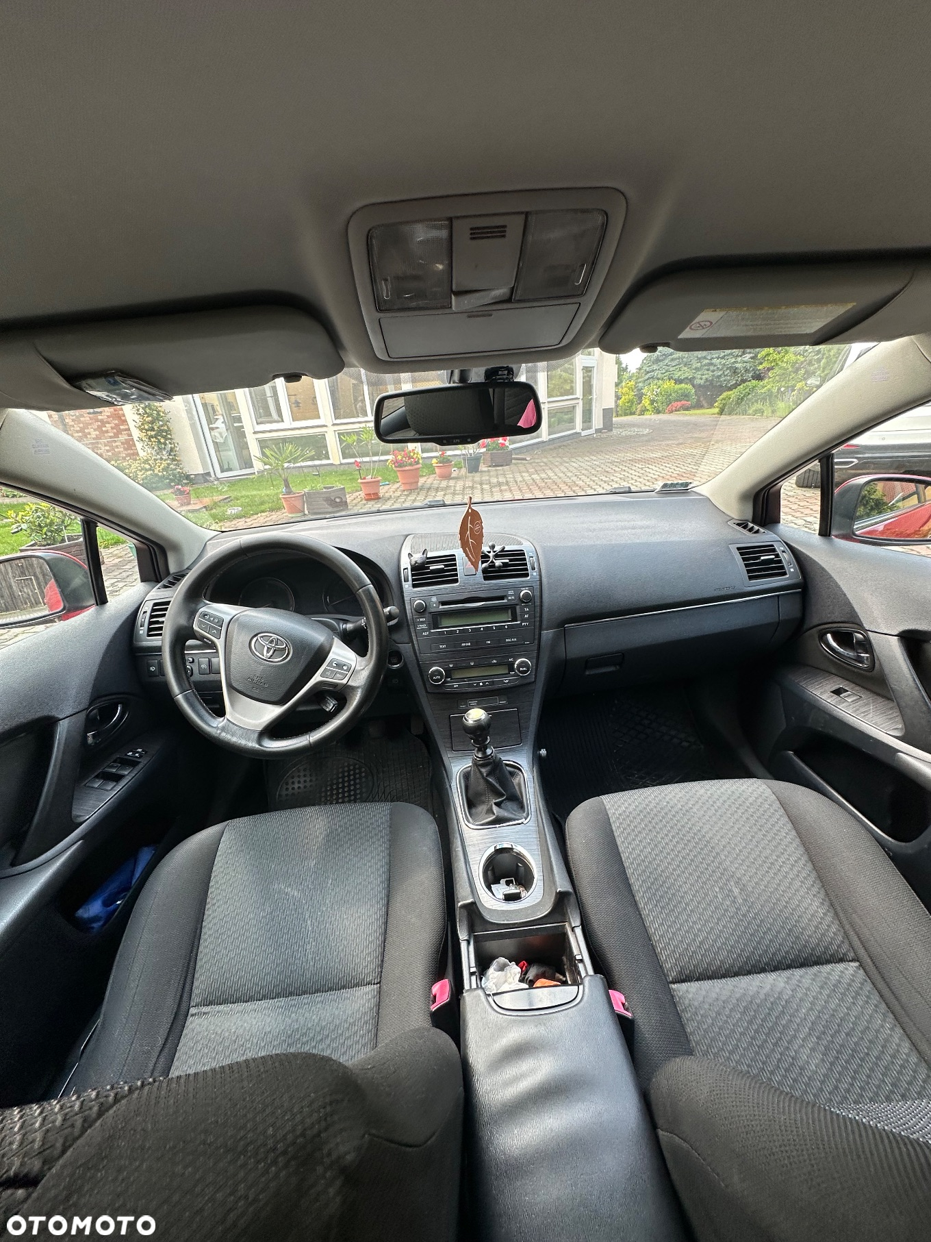 Toyota Avensis 2.0 D-4D 2010 - 14