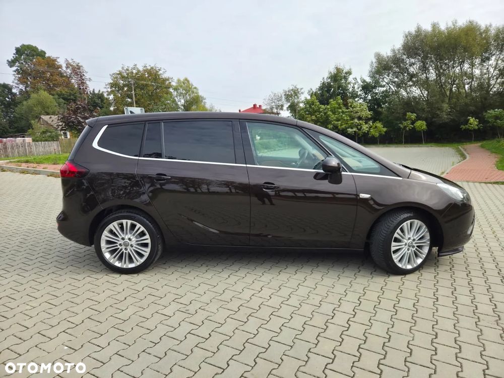 Opel Zafira 2.0 CDTI Cosmo - 4