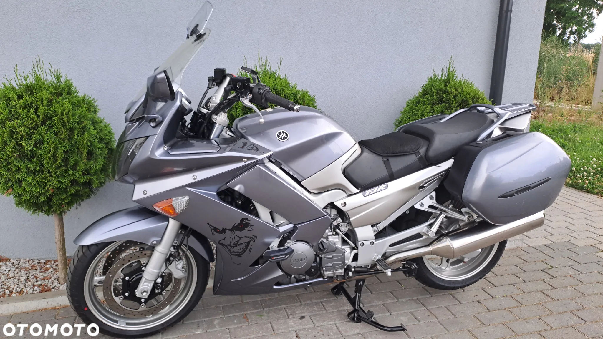 Yamaha FJR - 6