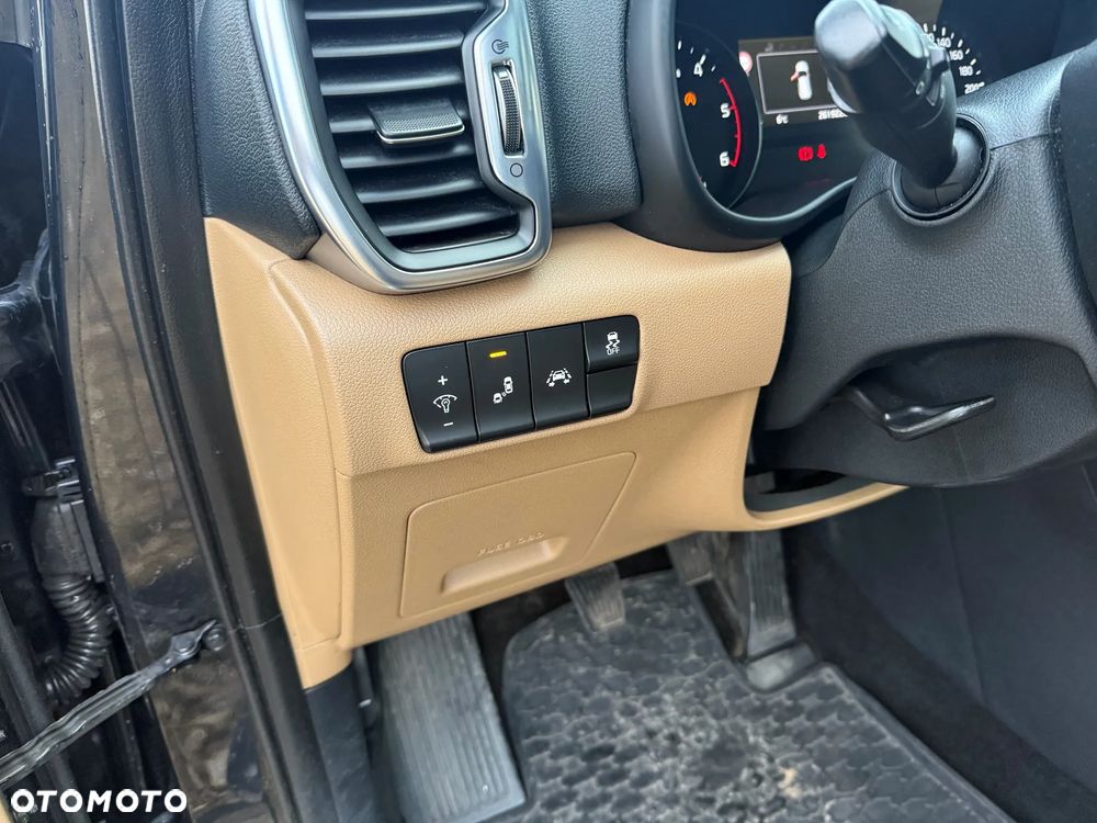 Kia Sportage 1.7 CRDI Business Line L 2WD - 14