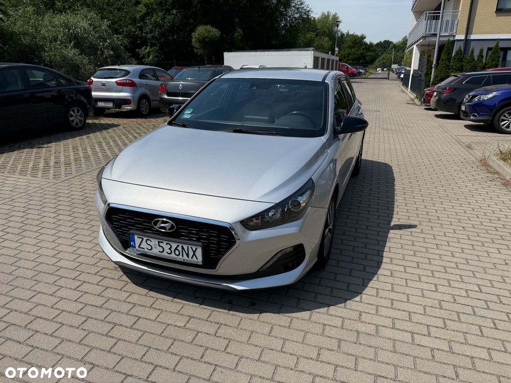 Hyundai i30 1.4 T-GDI Comfort DCT - 1