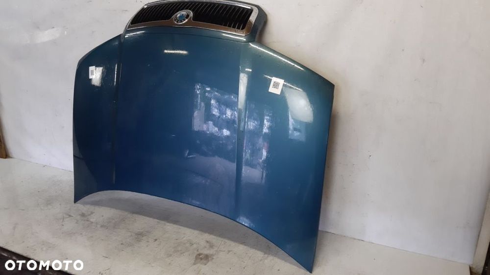 # MASKA POKRYWA SILNIKA DO SKODA FABIA I 1 BŁĘKITNA 9432 - 3