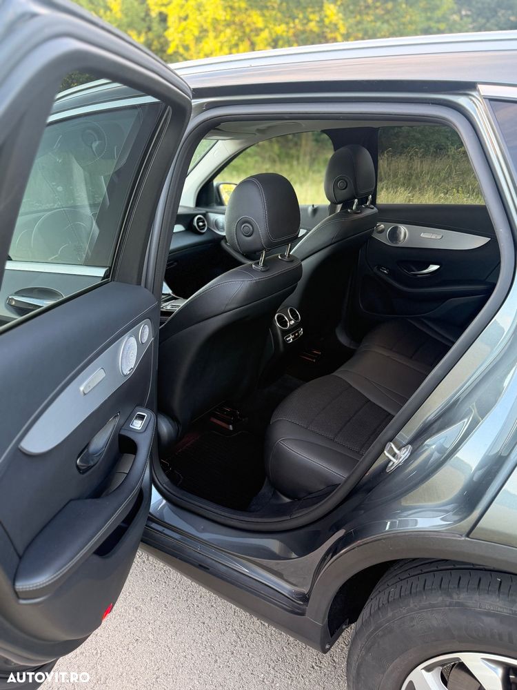 Mercedes-Benz GLC 220 d 4MATIC - 8