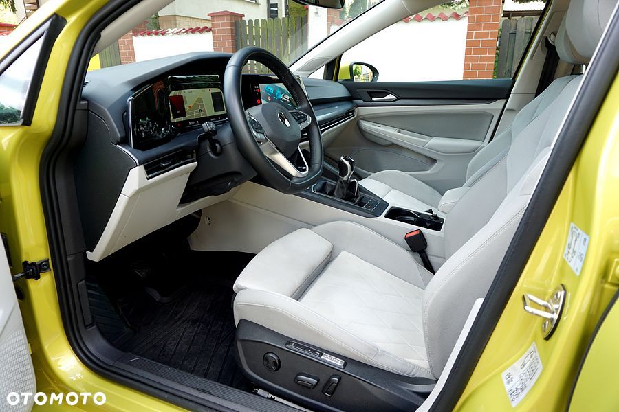 Volkswagen Golf - 21