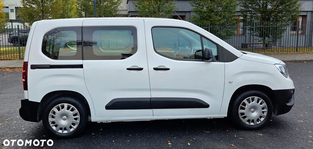 Opel Combo Life 1.2 Turbo Enjoy S&S - 9