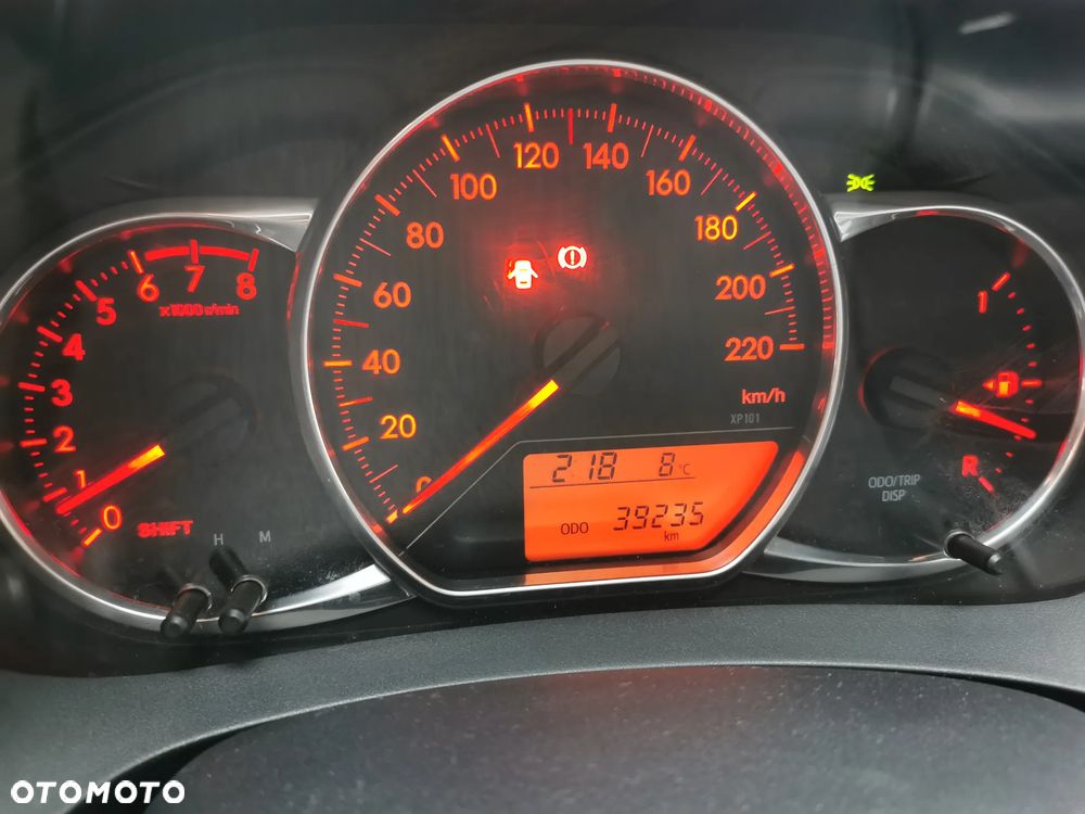 Toyota Yaris 1.33 Premium - 13