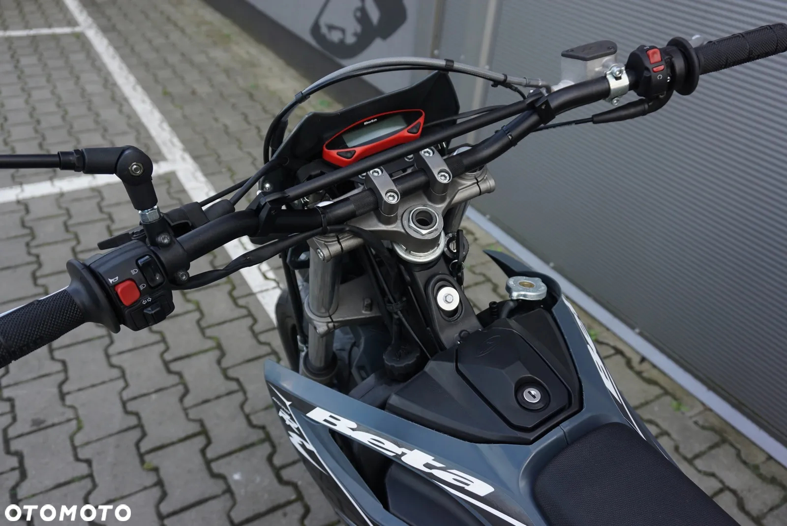 Beta RR - 17