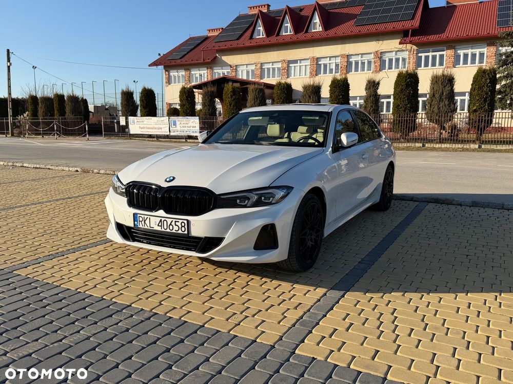BMW Seria 3 330i xDrive Sport Line - 1