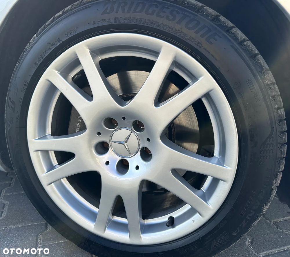 Mercedes-Benz CLS 350 - 32