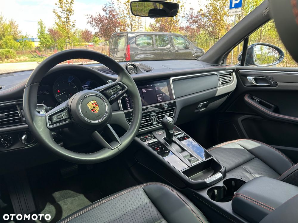 Porsche Macan Standard - 14