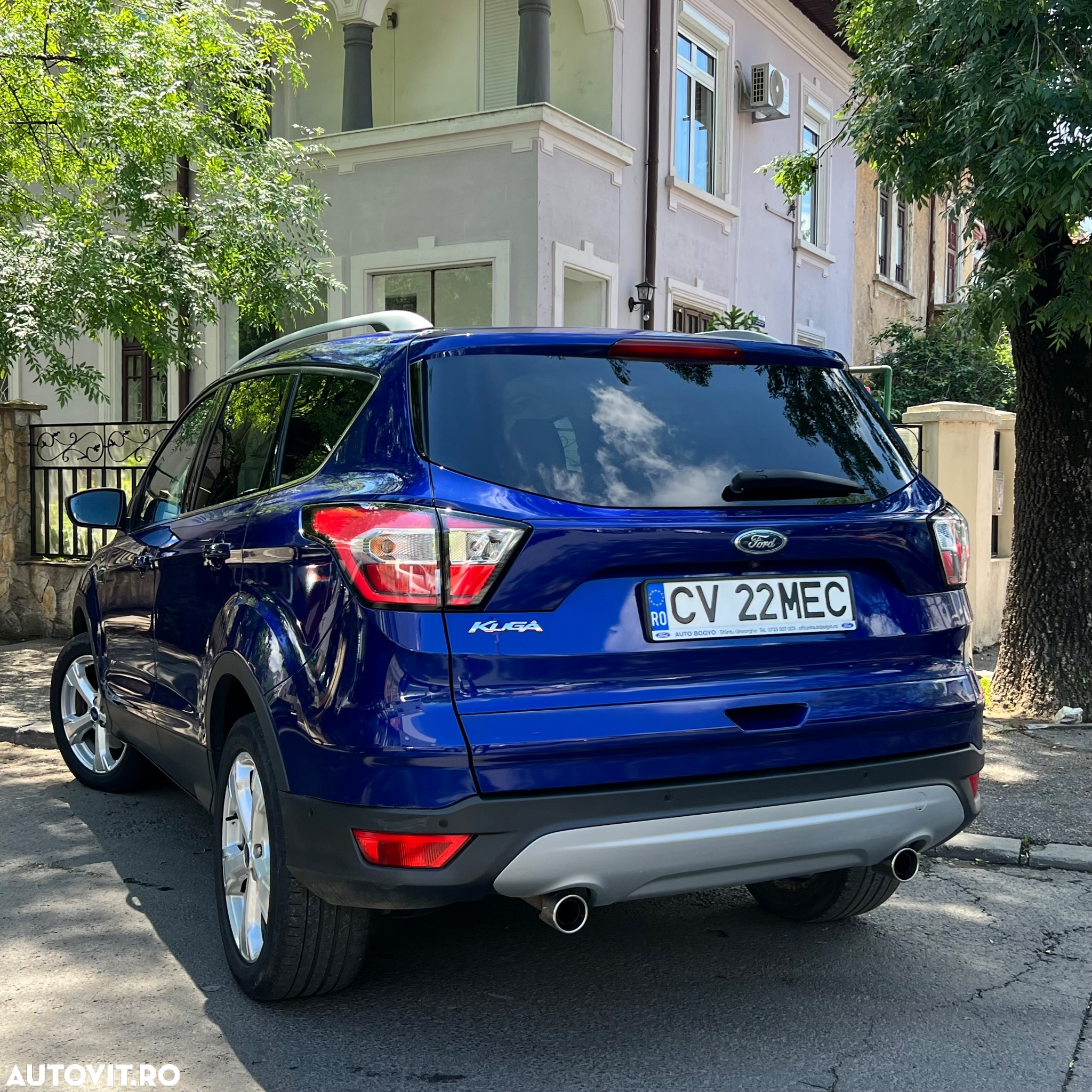 Ford Kuga 2.0 TDCi 4WD Powershift Titanium - 6