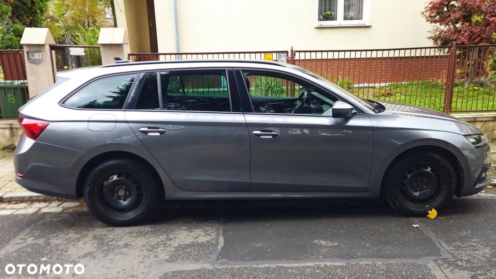 Skoda Octavia 2022 photo 3