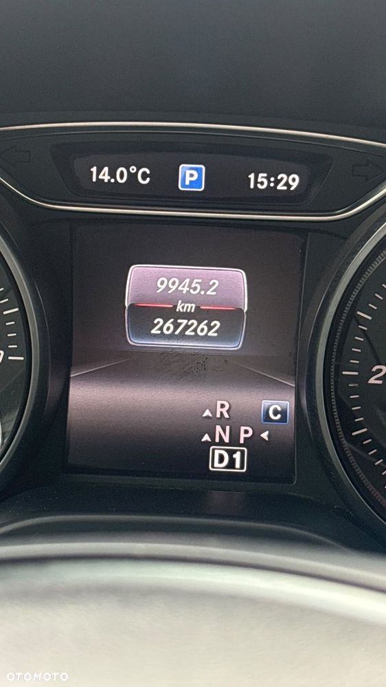 Mercedes-Benz GLA 220 d 4-Matic - 7