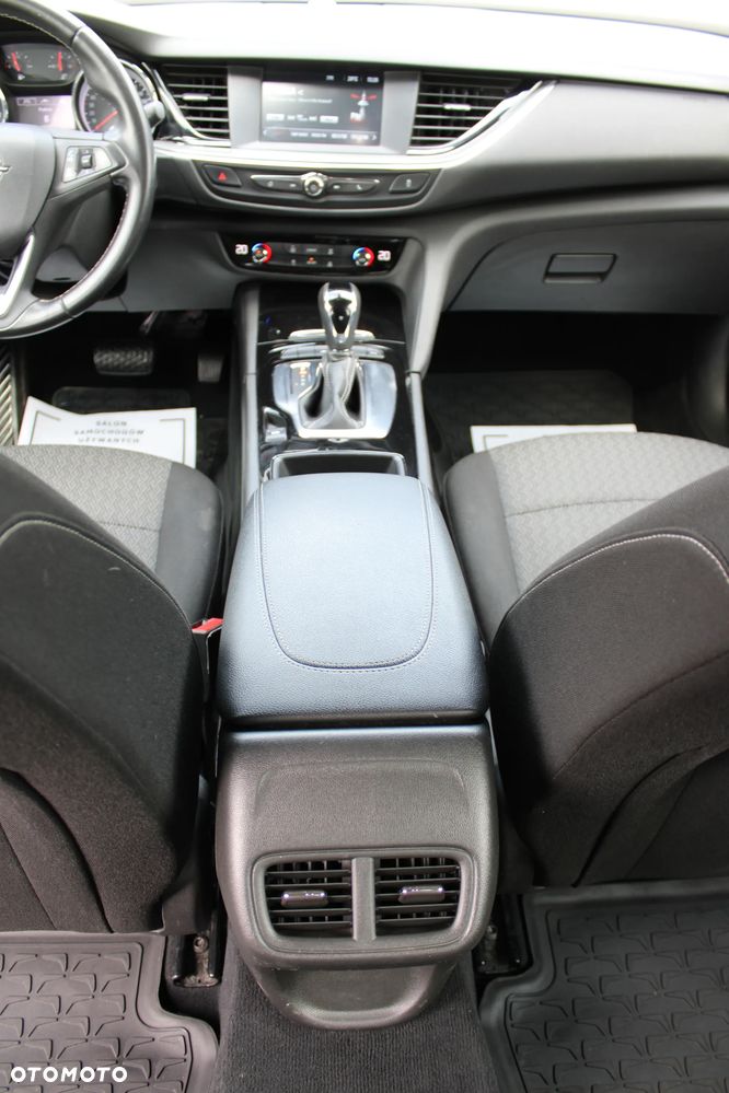 Opel Insignia 1.5 T Elite S&S - 27