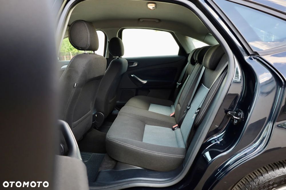 Ford Mondeo - 7