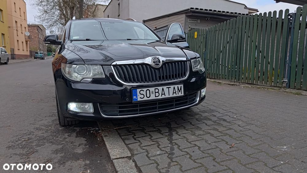 Skoda Superb 2.0 TDI L&K DSG - 12