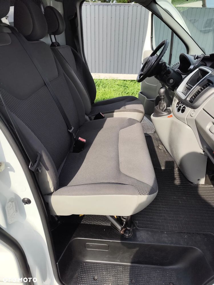 Opel VIVARO - 36