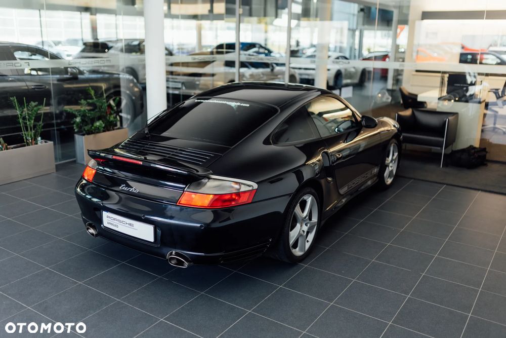 Porsche 911 - 12