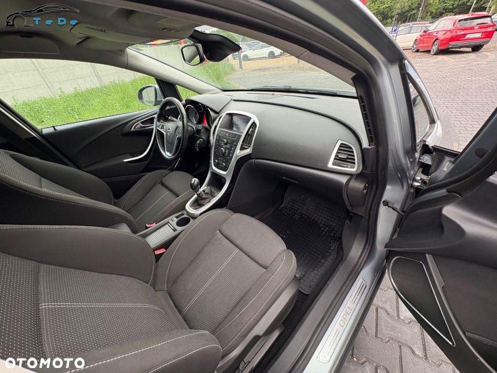 Opel Astra 2.0 CDTI Cosmo - 16