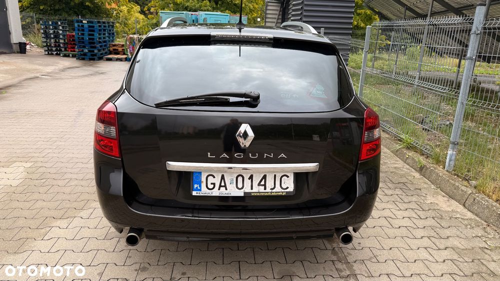 Renault Laguna 2012 photo 4