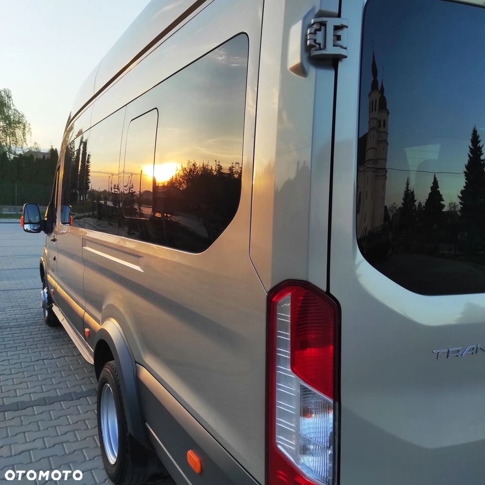 Ford Transit Autobus 18 osób 2.2 TDCI 155 KM 2017 r - 9