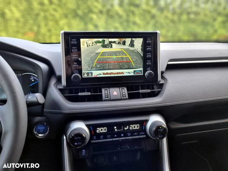 Toyota RAV4 - 12