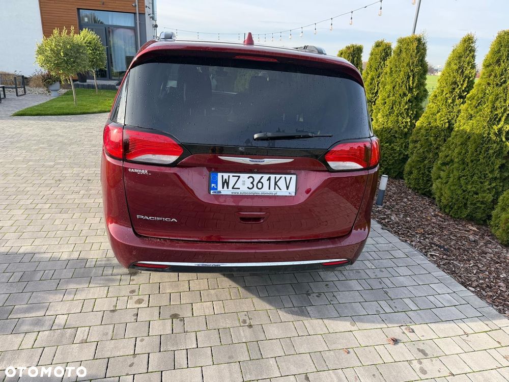 Chrysler Pacifica - 13