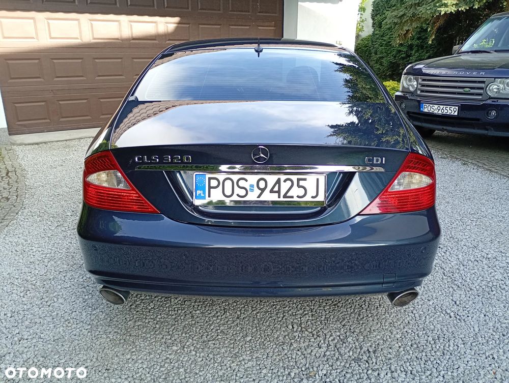 Mercedes-Benz CLS - 6
