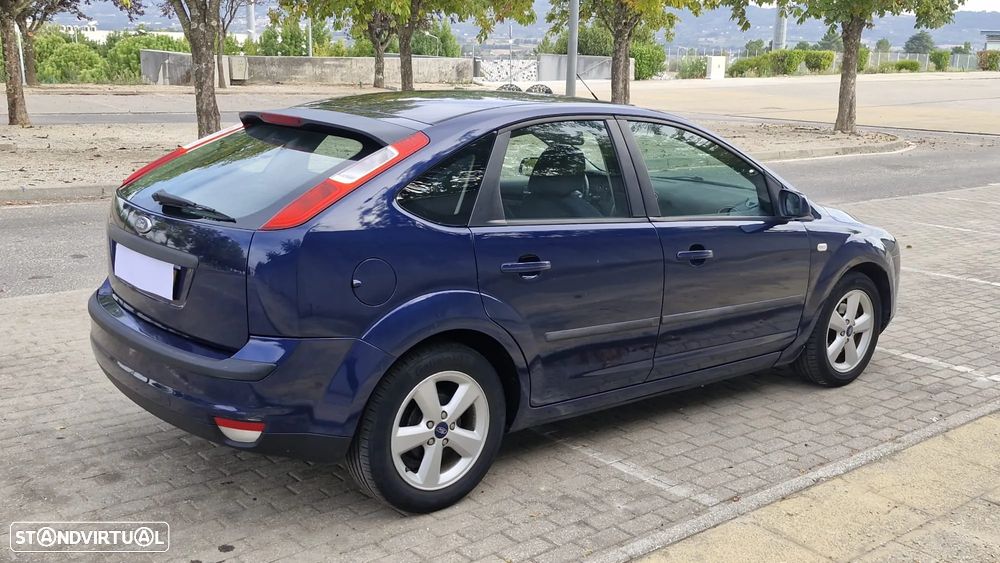 Ford Focus - 8