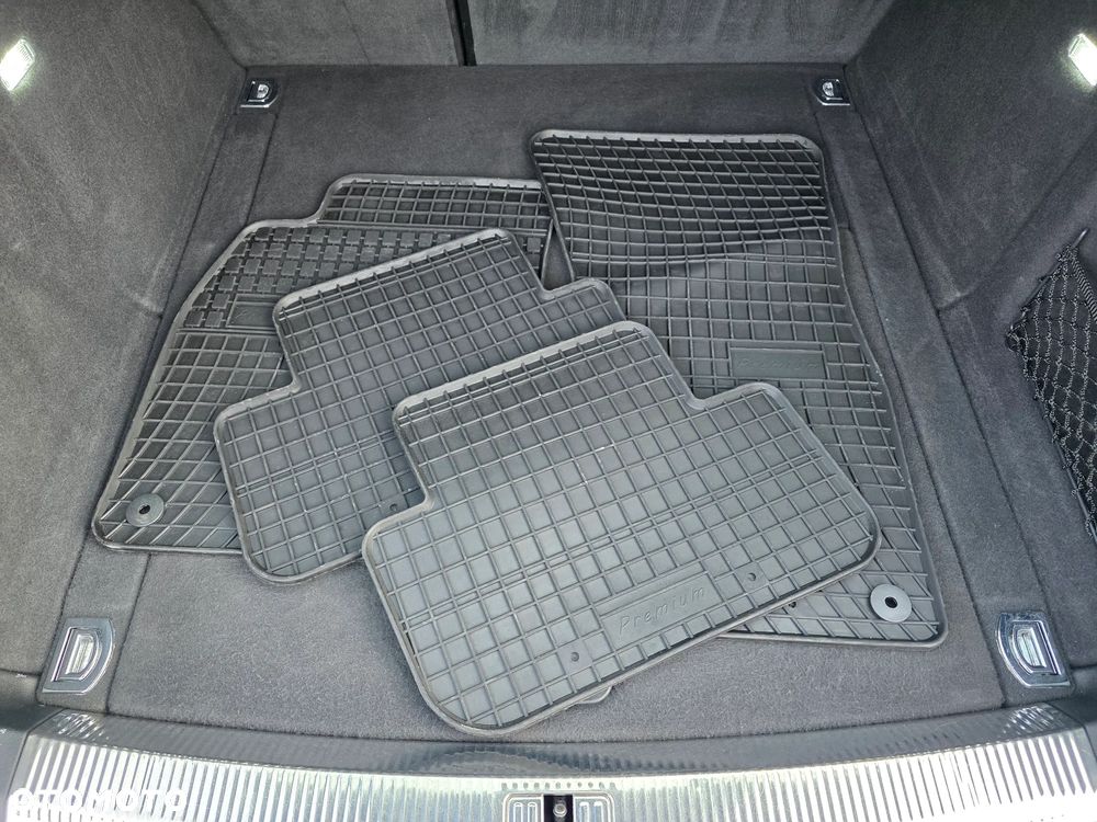 Audi A4 Avant 2.0 TDI - 26