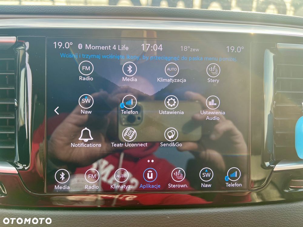 Chrysler Pacifica - 32