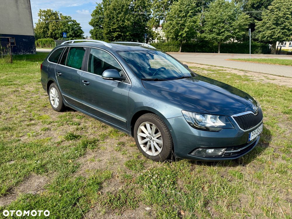 Skoda Superb 1.6 TDI Ambition Greenline - 11