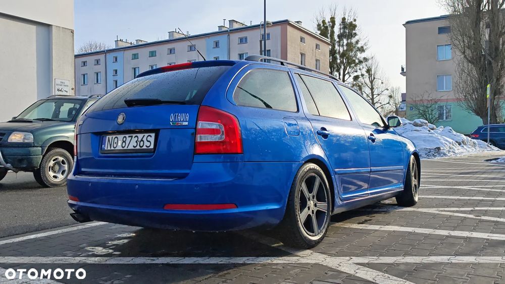 Skoda Octavia 2.0 TFSI RS - 4